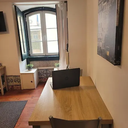 Cozy Estrela Apartment Lisbon Exterior photo