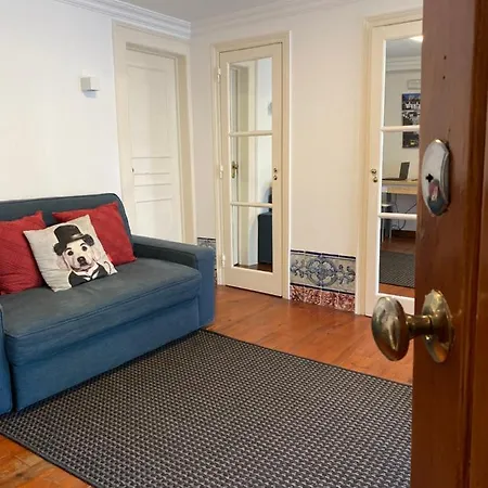 Cozy Estrela Apartment Lisbon Exterior photo