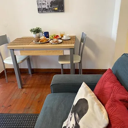 Cozy Estrela Apartment Lisbon Exterior photo