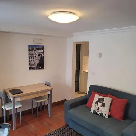 Cozy Estrela Apartment Lisbon Exterior photo