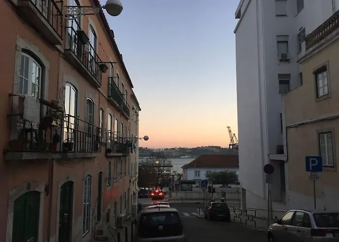 Cozy Estrela Apartment